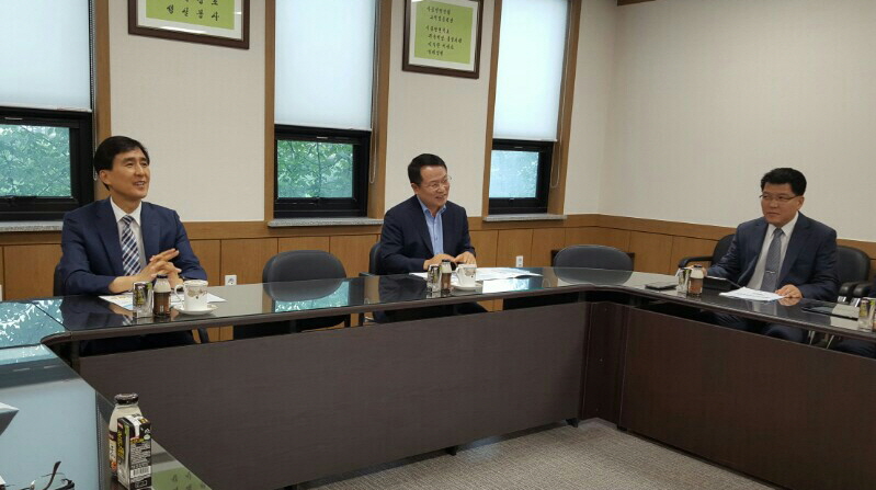 7월4일 정헌율 익산시장 천안 식품회사 방문 투자유치 활동 썸네일