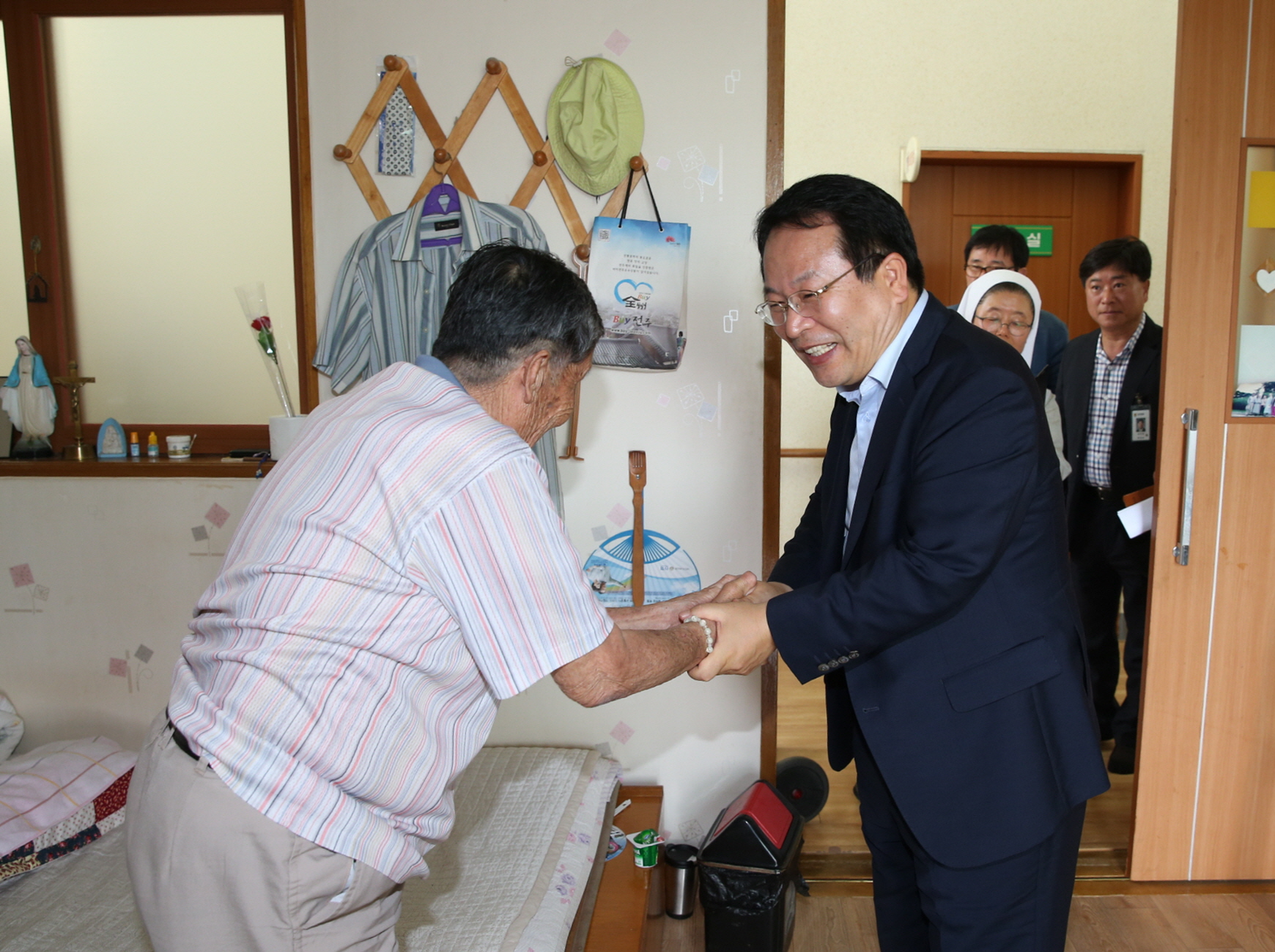 9월8일 사회복지시설 위문, 한가위 따뜻한 정 나눠 썸네일