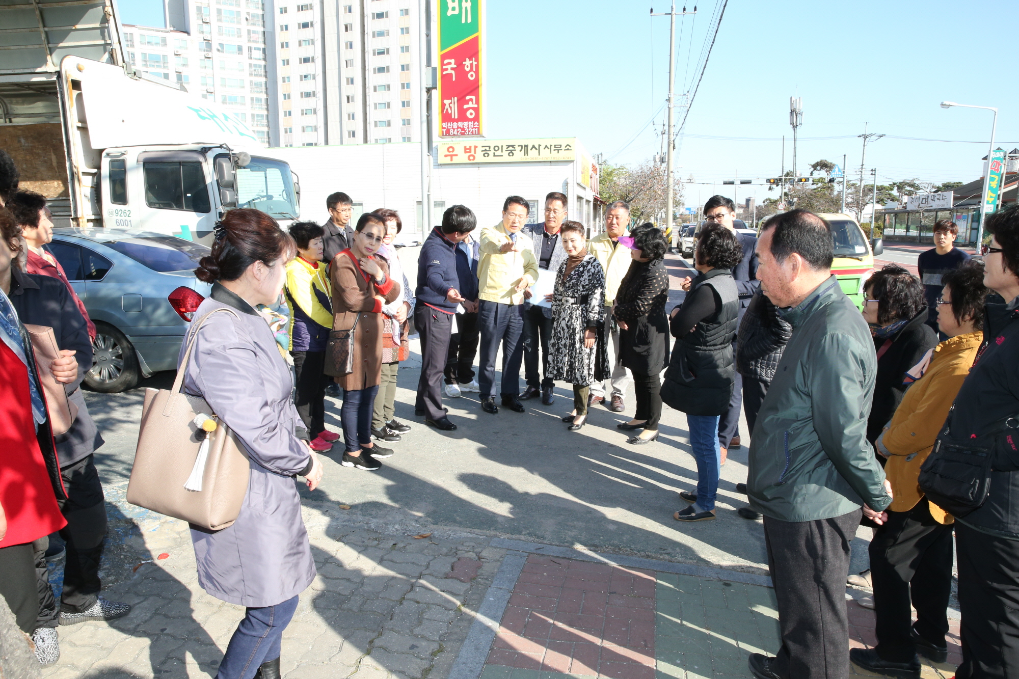 10월30일 정헌율 시장, 현장에서 시민과 소통 썸네일