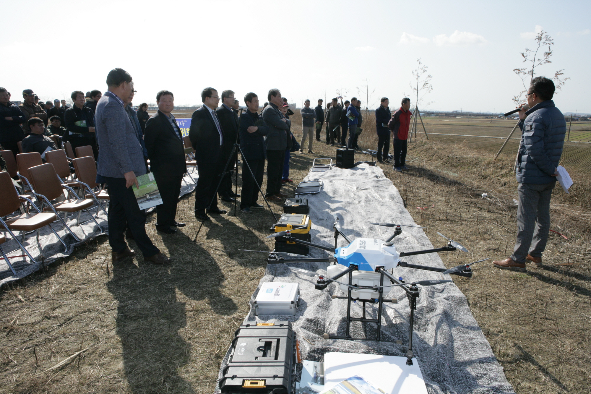 3월13일 농업용 드론 병해충 방제 시연 및 농업인과의 열린 현장 포럼 썸네일