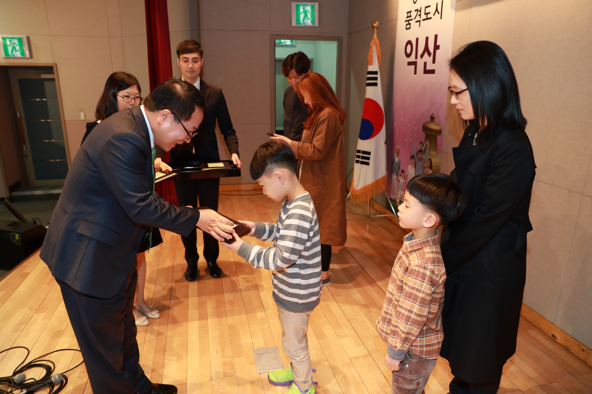 4월3일 한권의 책 선포식 썸네일