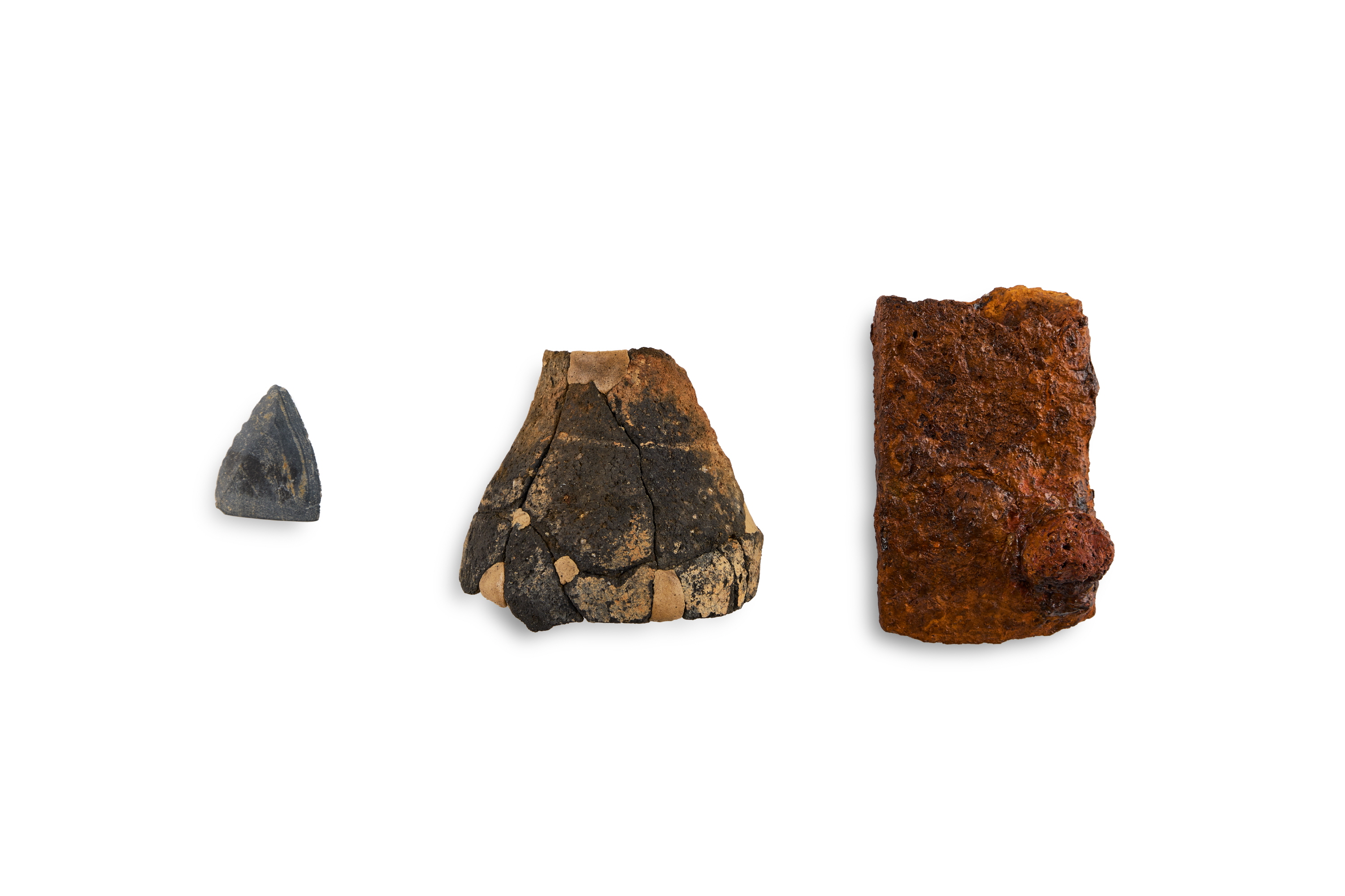 마동 초기철기 26호 움무덤 출토유물 썸네일