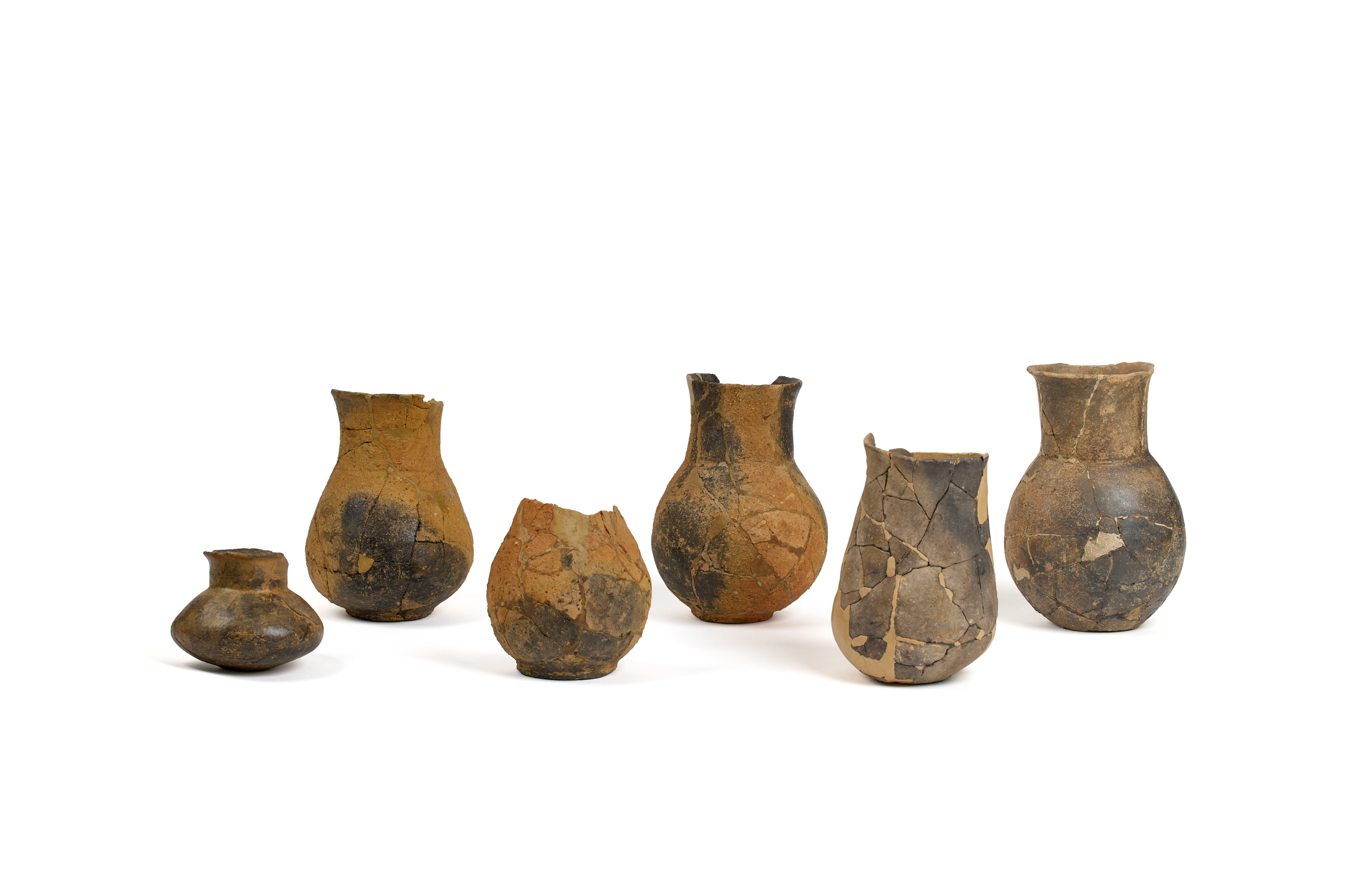 마동 초기철기 움무덤 출토 검은간토기 썸네일