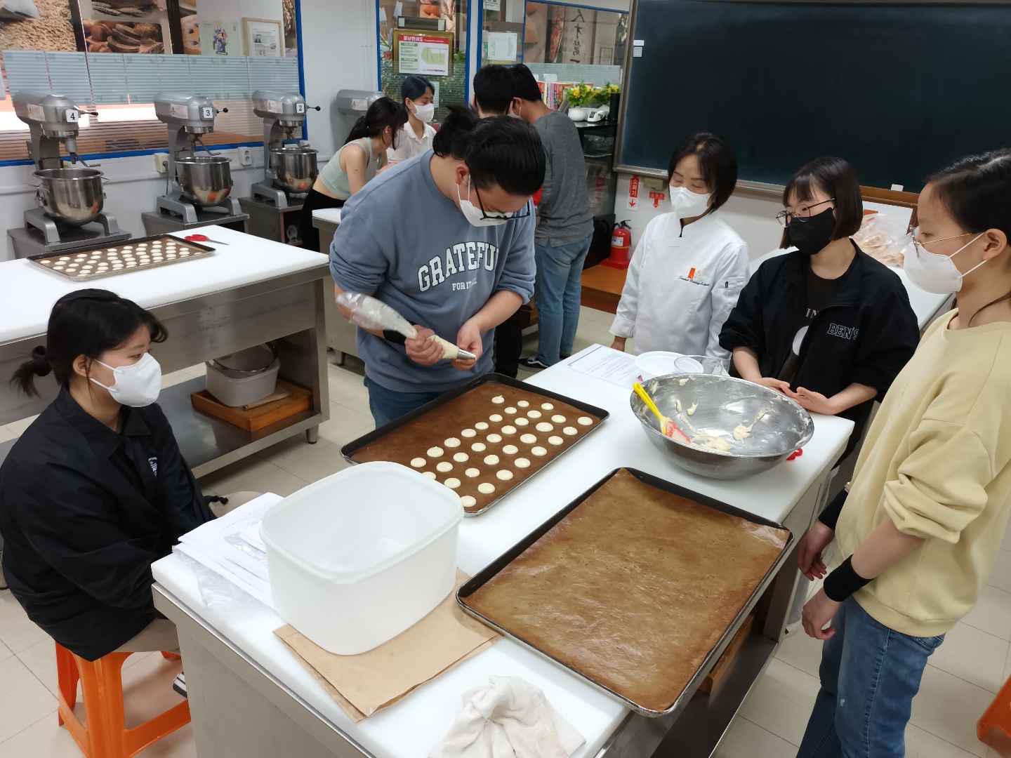 [4월 27일] 직업역량강화PG - 마카롱자격증반 썸네일