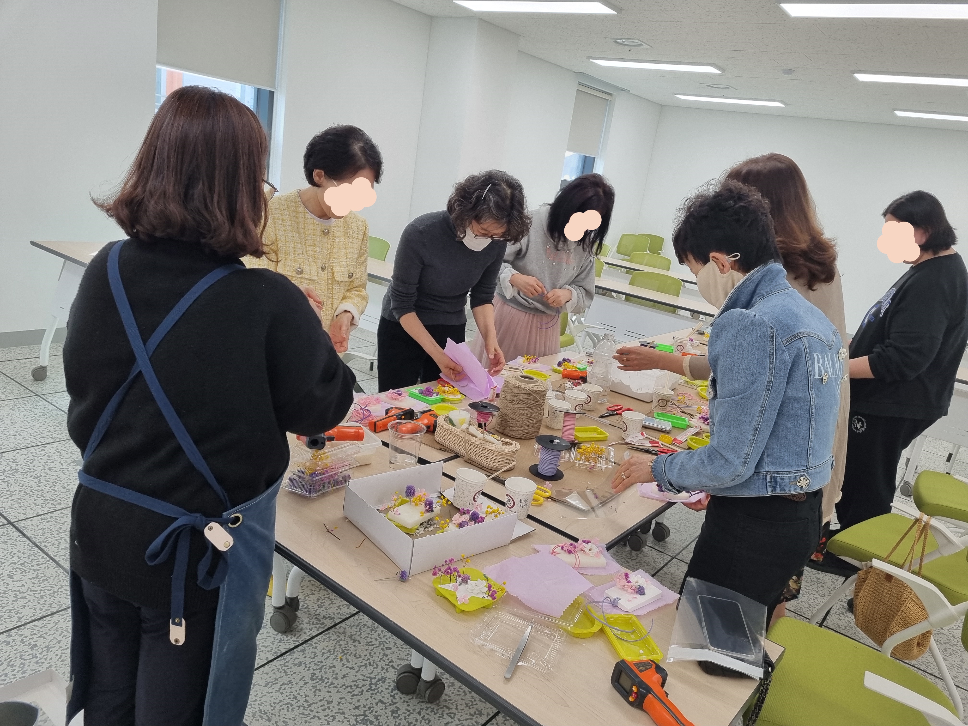 강좌명 : 플로리스트(주간)  강사명 :  최선희