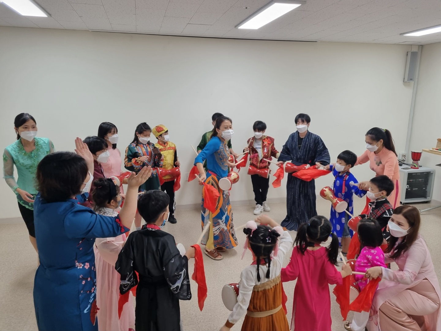 세계 전통 악기체험 활동 썸네일