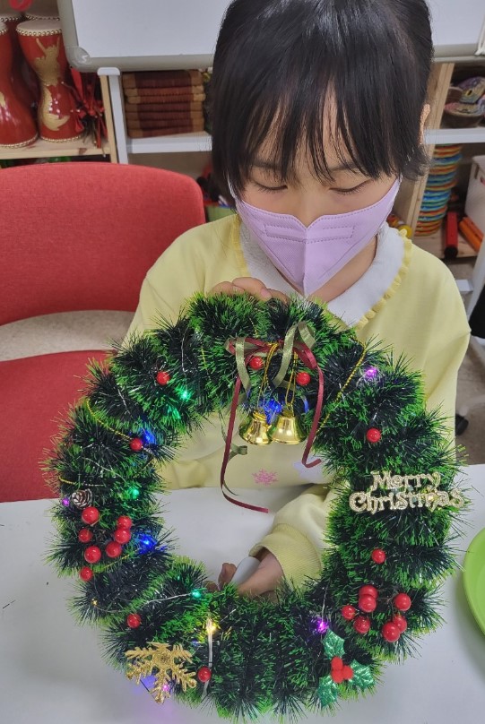 2022 송년 특별 프로그램(아동) -12월의 어느 멋진 날에- 썸네일