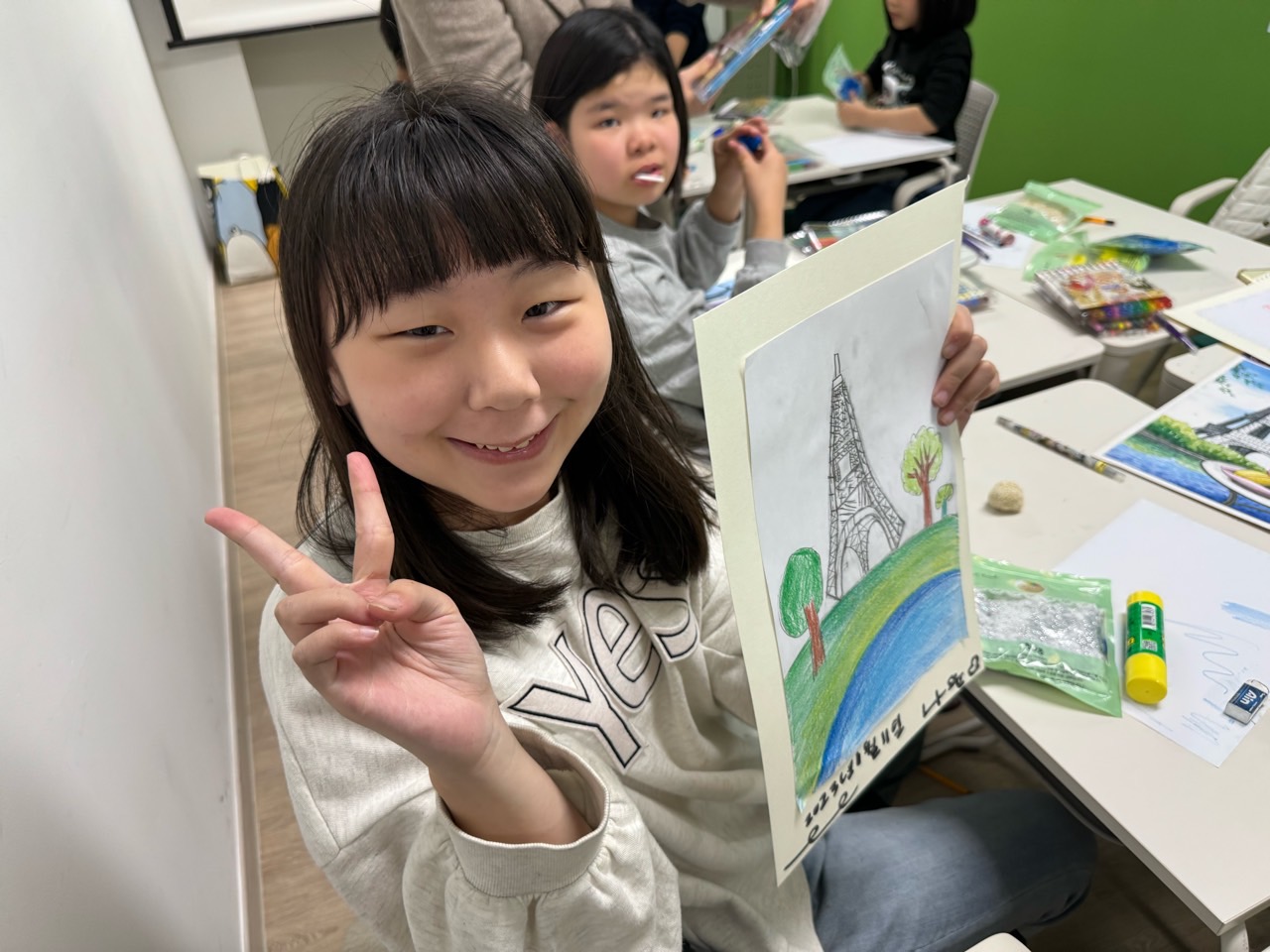 아동원데이-세계랜드마크 도로임