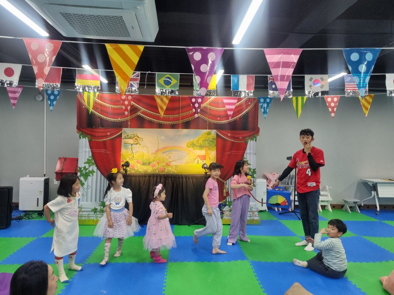 5월  가족소풍- -인형극 썸네일