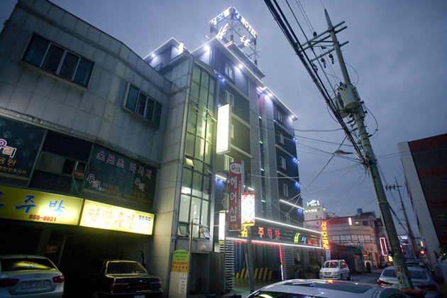 샵모텔_전경-1.jpg