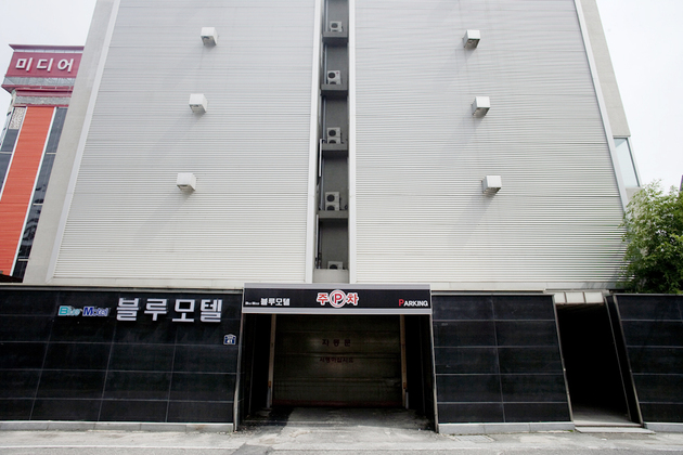 전북_익산시_블루모텔_전경-1.jpg