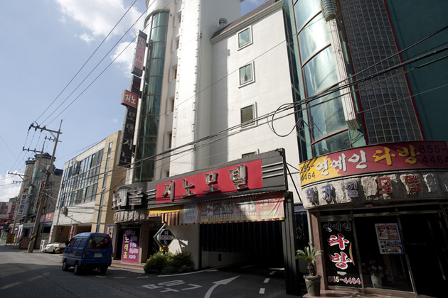 모텔지노_전경-2.jpg