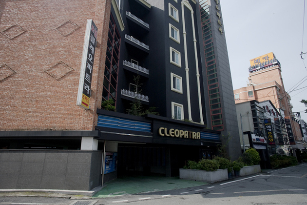 클레오파트라모텔_전경-3.jpg