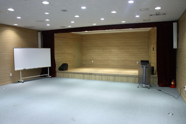 대강당(삼동관)