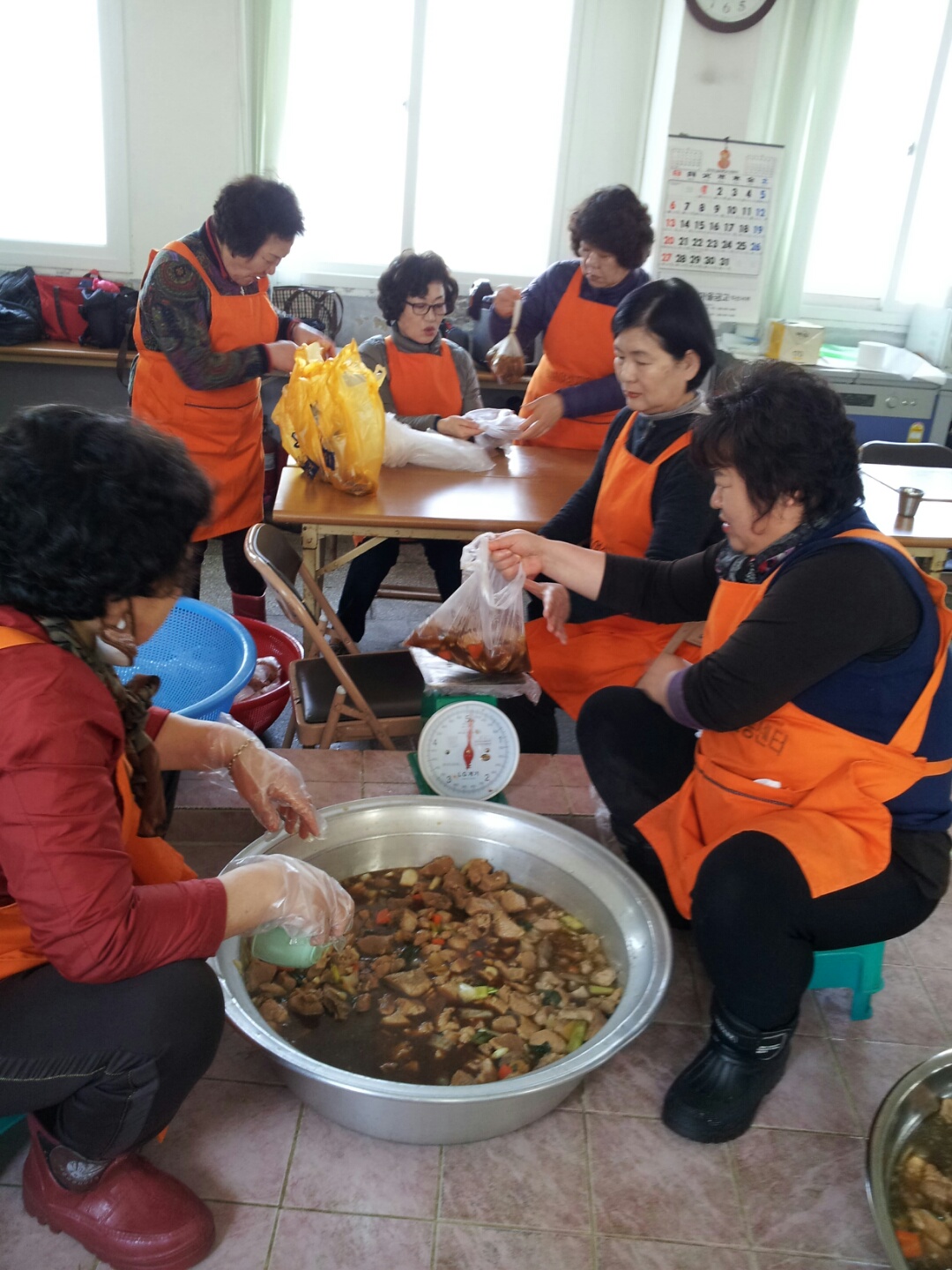 여성자원봉사자회-반찬1.jpg