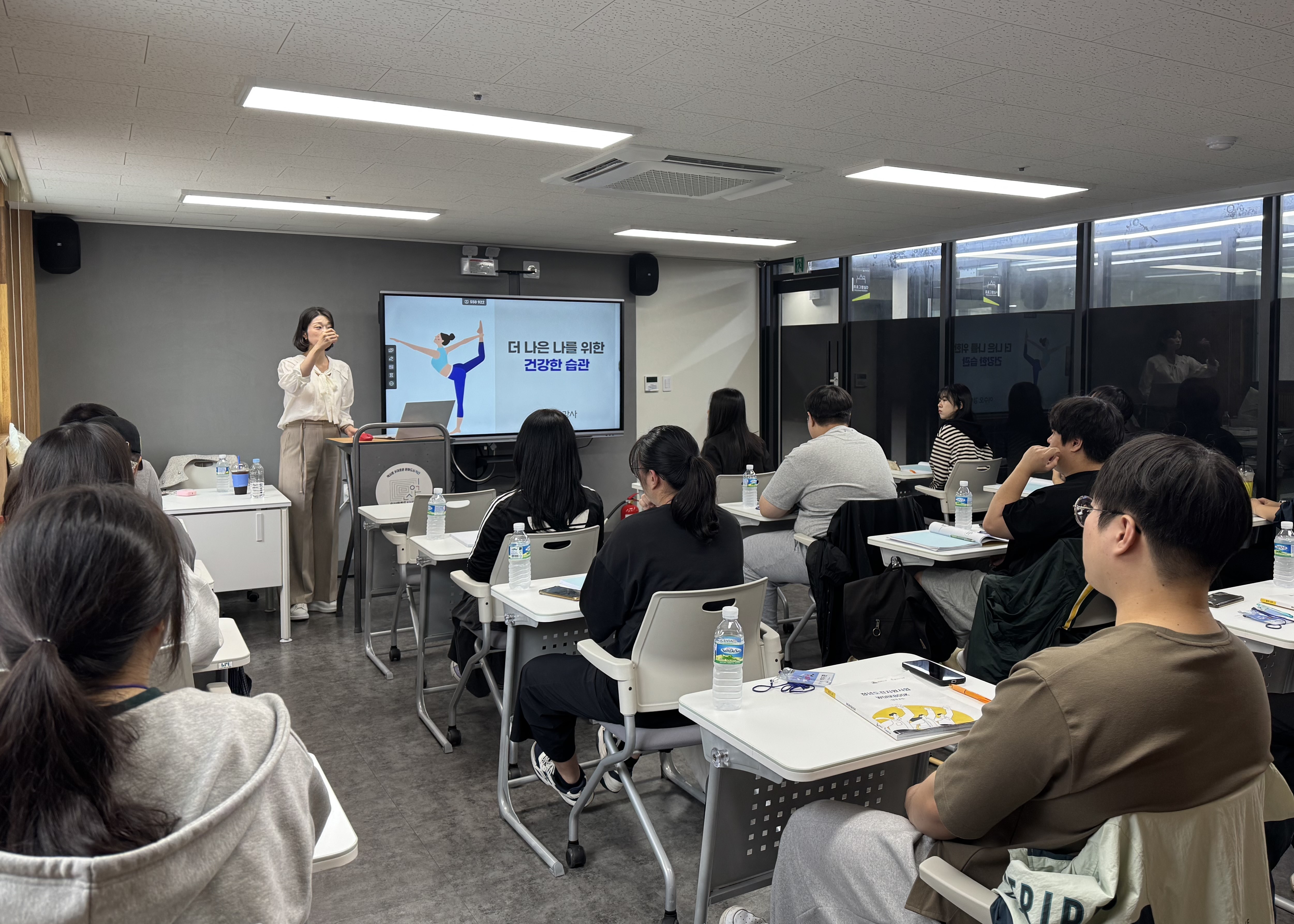 1_구직 단념 청년의 도전_익산시가 함께합니다 1.jpg