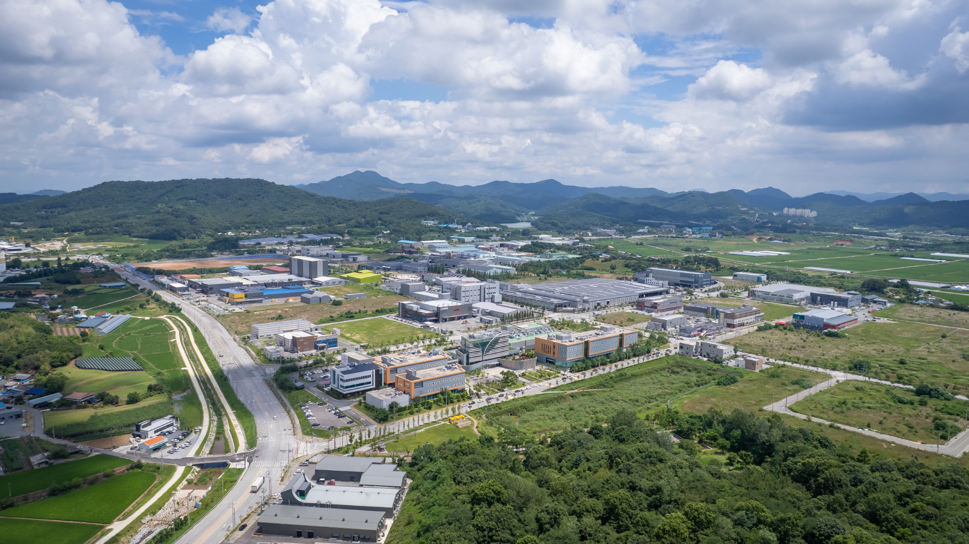 1_정헌율 시장_송미령 장관에_익산 치킨벨트_건의(국가식품클러스터 전경).jpg