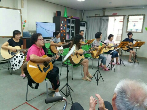 2017년 주민자치 프로그램 기타초급반 재능기부 썸네일