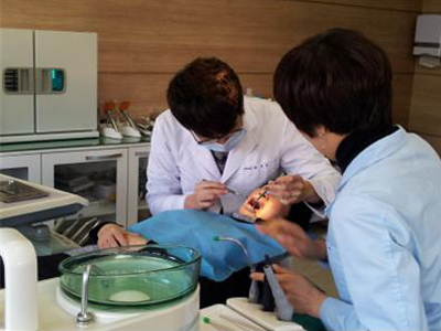 노인구강관리 사진