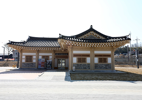 미륵사지 관광안내소