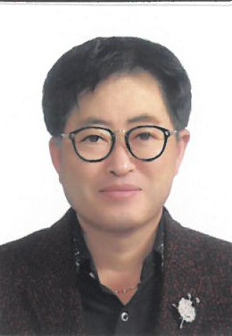 김성욱 사진