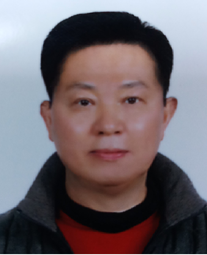 이한춘 사진